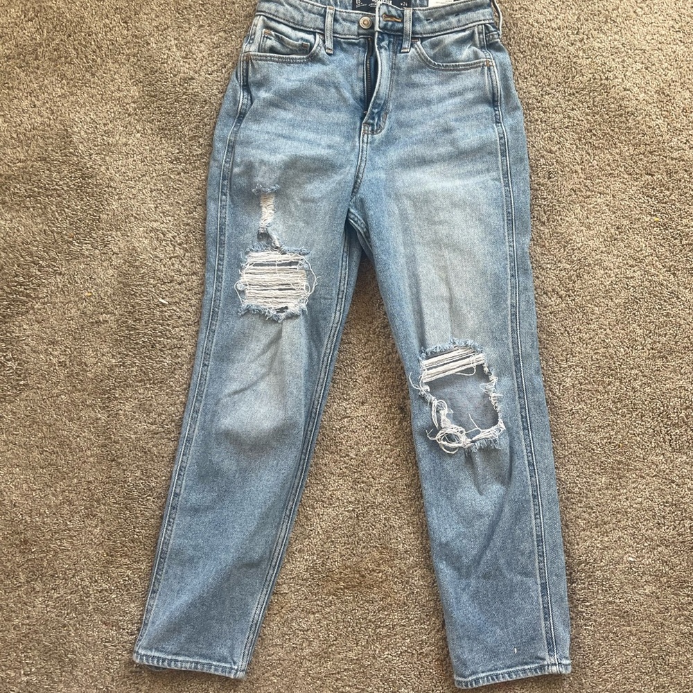 Hollister Junior's Size 0S Light Blue Distressed Jeans Waist 24 Length 25